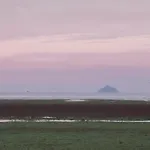 Gasthof Entre Mont St Michel Et Merveille 4*