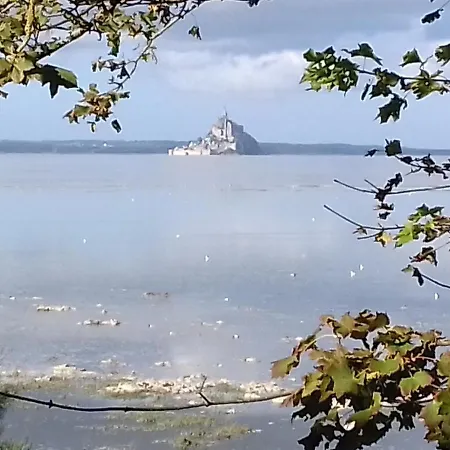 Entre Mont St Michel Et Merveille Maison d'hôtes *