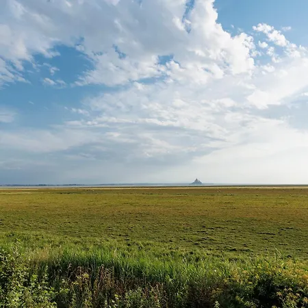 Entre Mont St Michel Et Merveille Gæstehus 4*