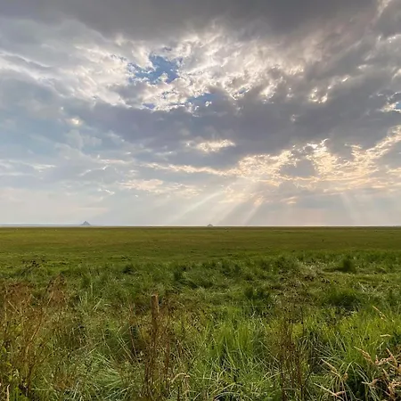 Entre Mont St Michel Et Merveille 4* Vains