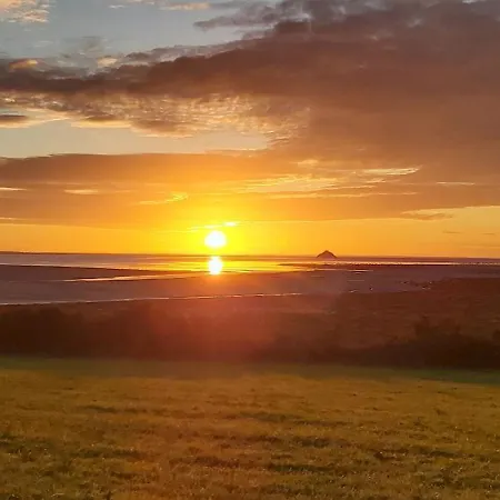 Entre Mont St Michel Et Merveille 4*