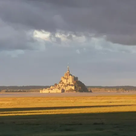 Entre Mont St Michel Et Merveille Gæstehus Vains
