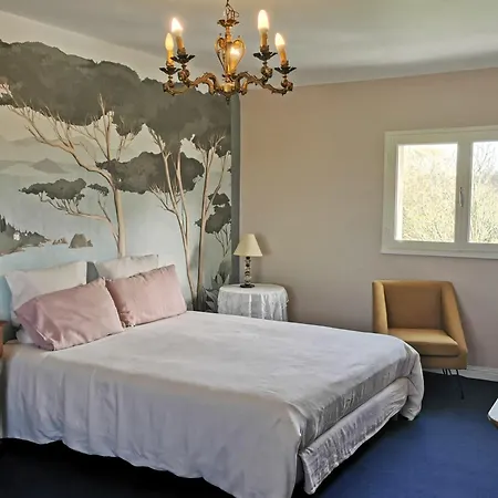 Entre Mont St Michel Et Merveille 4*