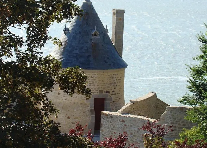 Entre Mont St Michel Et Merveille בית הארחה Vains