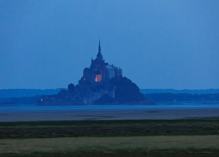 Entre Mont St Michel Et Merveille Vains