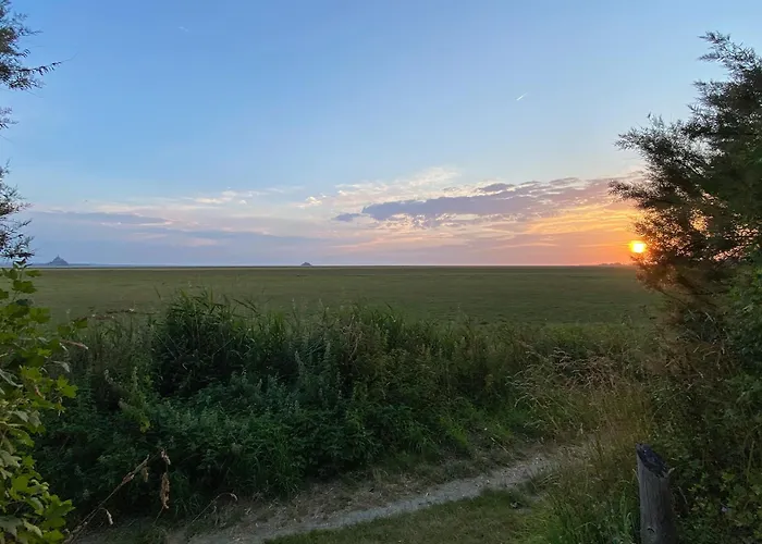Entre Mont St Michel Et Merveille 4*