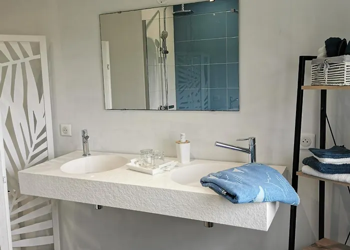 Pensjonat Entre Mont St Michel Et Merveille