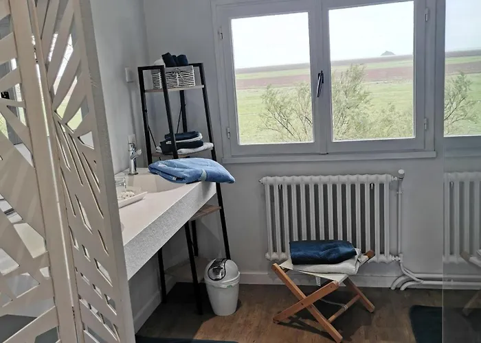 Entre Mont St Michel Et Merveille